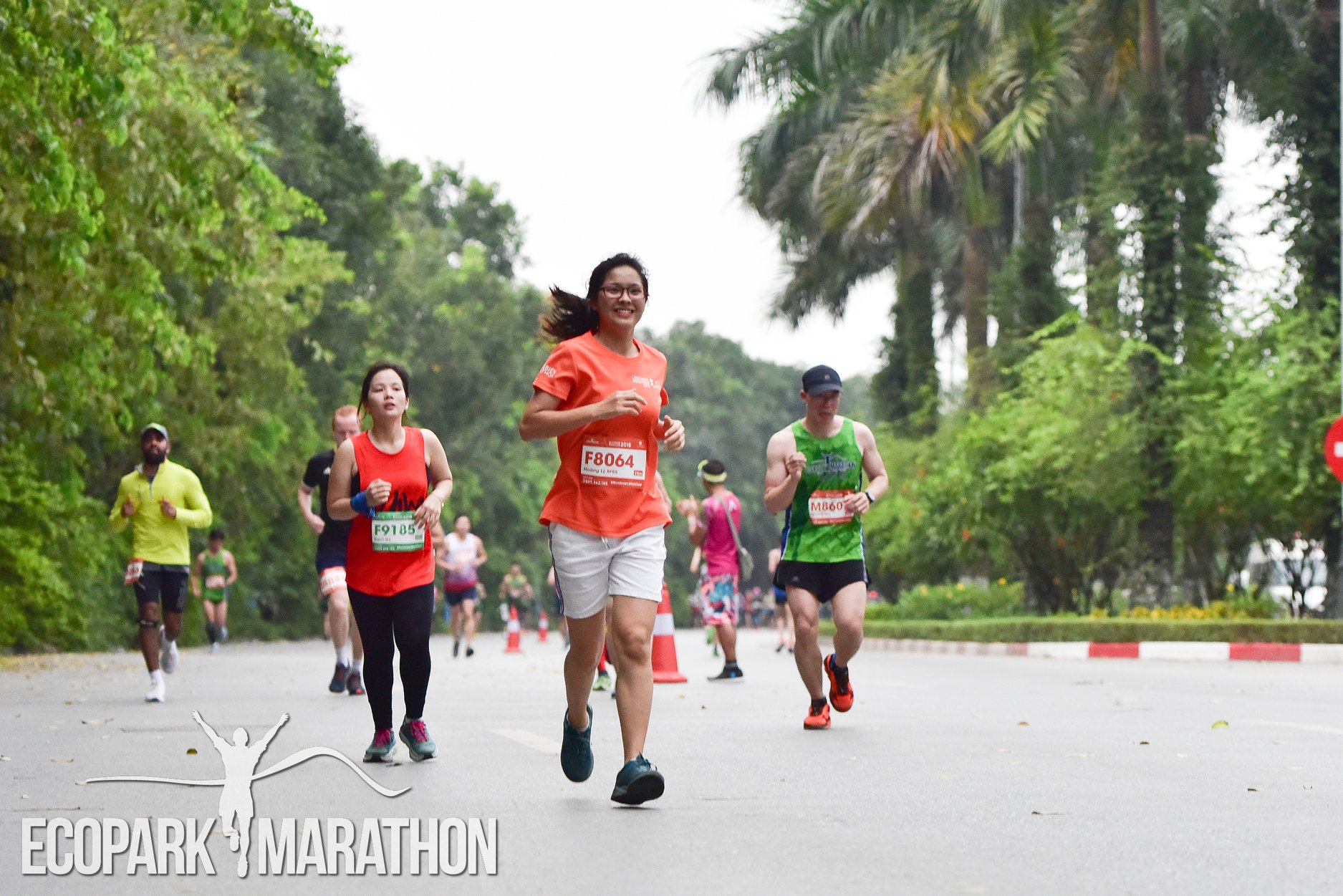 [VIDEO] Ecopark Marathon 2019 sẽ kém xinh tươi nếu thiếu họ